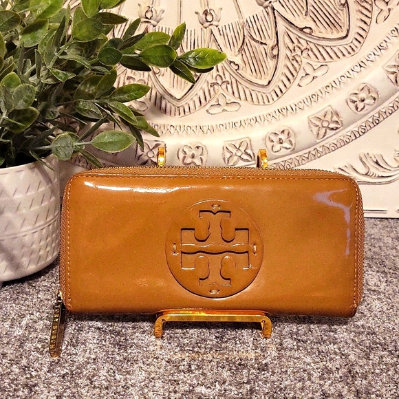 Tory Burch Handbags - Tory Burch Caramel Patent Leather  Zip Around Wallet